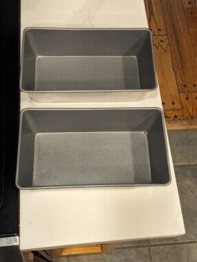 Vintage Manitowoc Loaf Pans set of 2 Pans 9.5" x 5.5"  WL 54220  Pre-owned